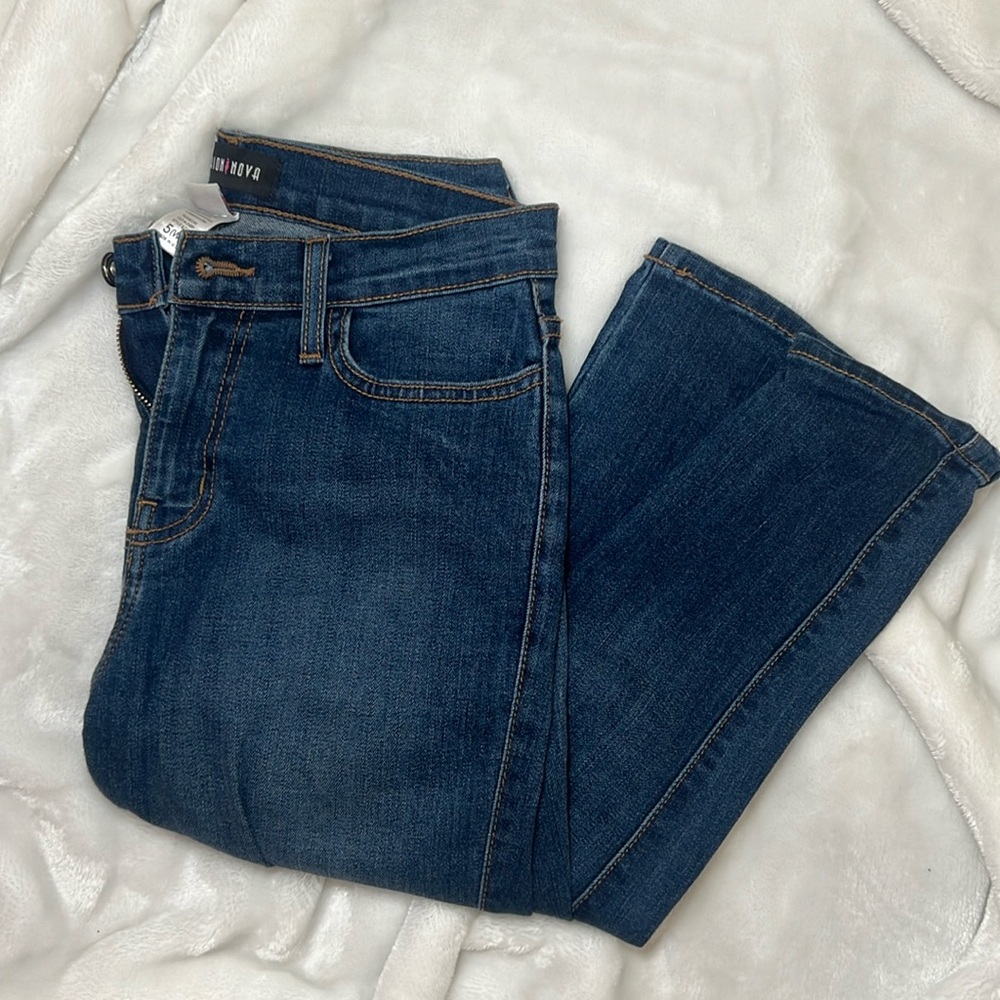 FASHION NOVA ripped jeans!